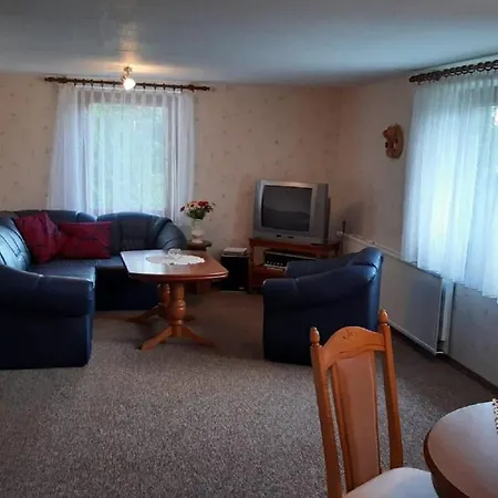 Andrea Hoecherl בית נופש *