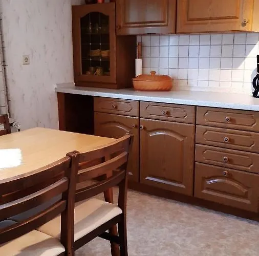 Andrea Hoecherl بيت للعطل *